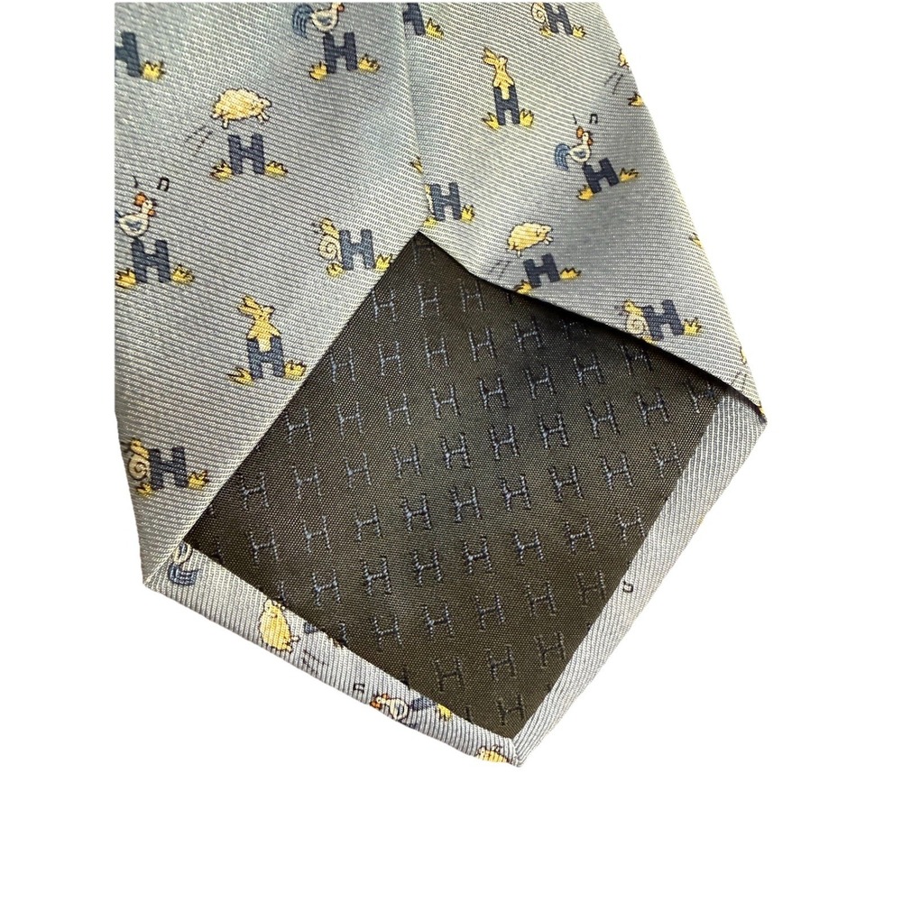 Authentic Hermès Silk Tie Blue Farm Animal H Chicken Sheep Rabbit Novelty France - Picture 5 of 5